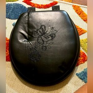 Black Embroidered Cushion Toilet Seat